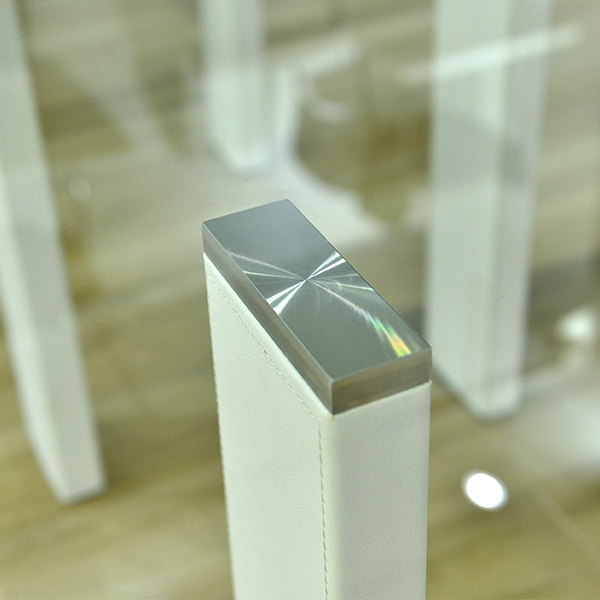 Mesa 194 pintada - detalle 3