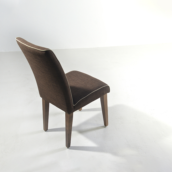 Silla 569 con vivo - perspectiva