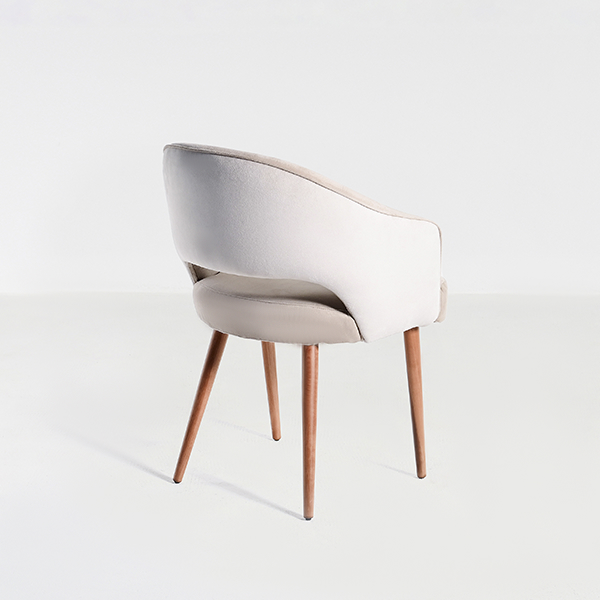 Silla 579