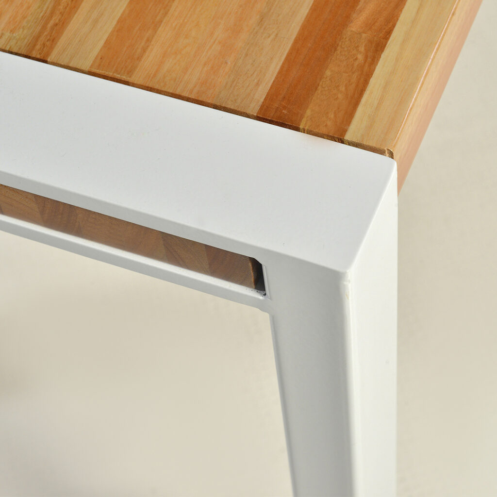 Mesa 112 detalle 2